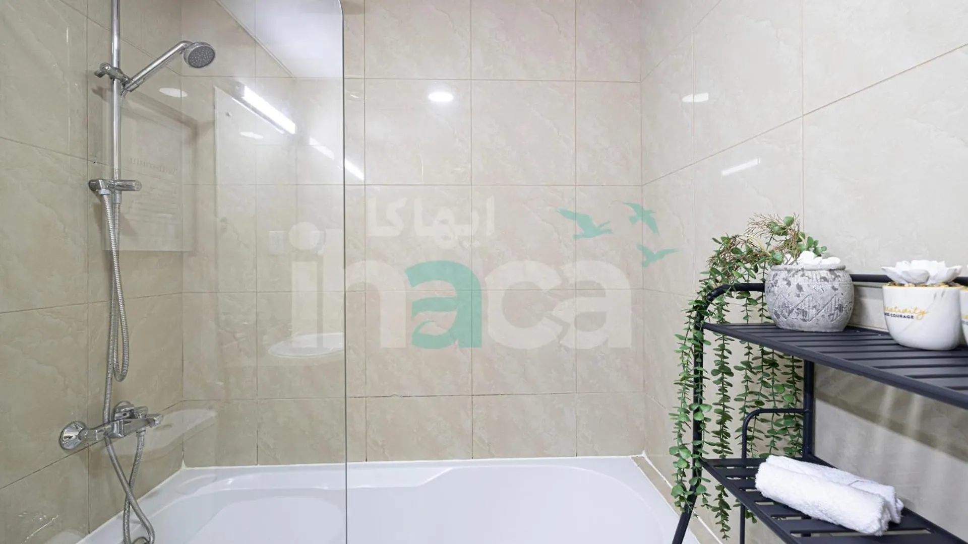 Modern Cozy 1 Bedroom Marina Near Tram Ain Sea View Balcony Dubai Apartment